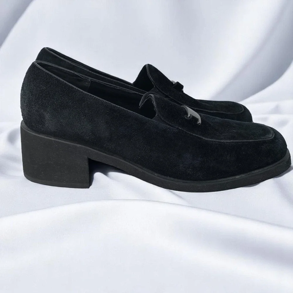 VTG Hush Puppies Suede Loafers Woman 9W Block Heel‎ Comfort Slip On Shoes Preppy